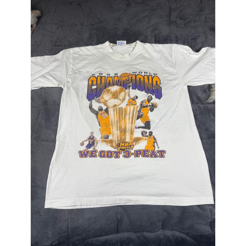 Vintage 2002 Los Angeles Lakers World Champions 3-Peat T-Shirt Mens Large White